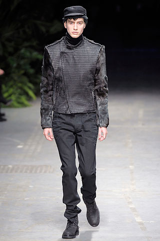 Costume National / - 2010-2011